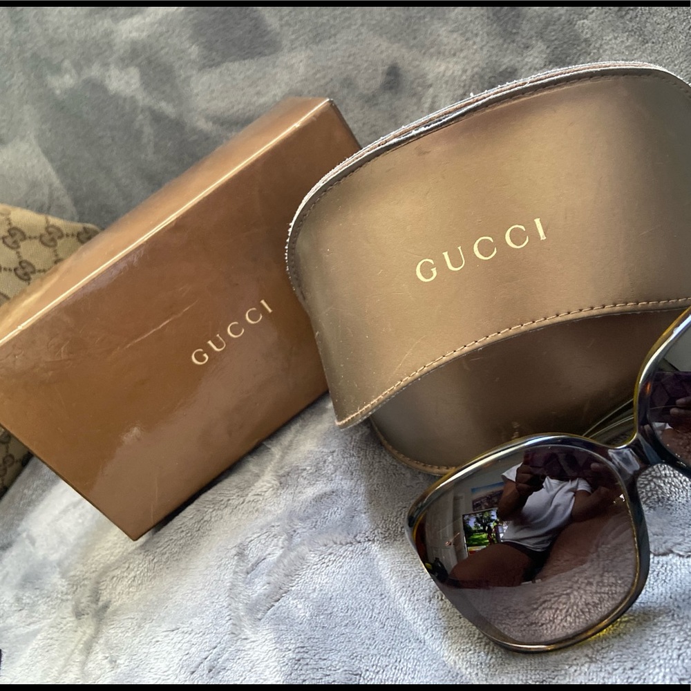 GUCCI TORTOISE SUNGLASSES
